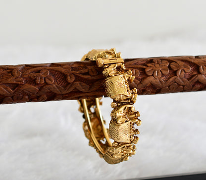 Antique gold tone Elephant screw bangle(2.6) dj-52167