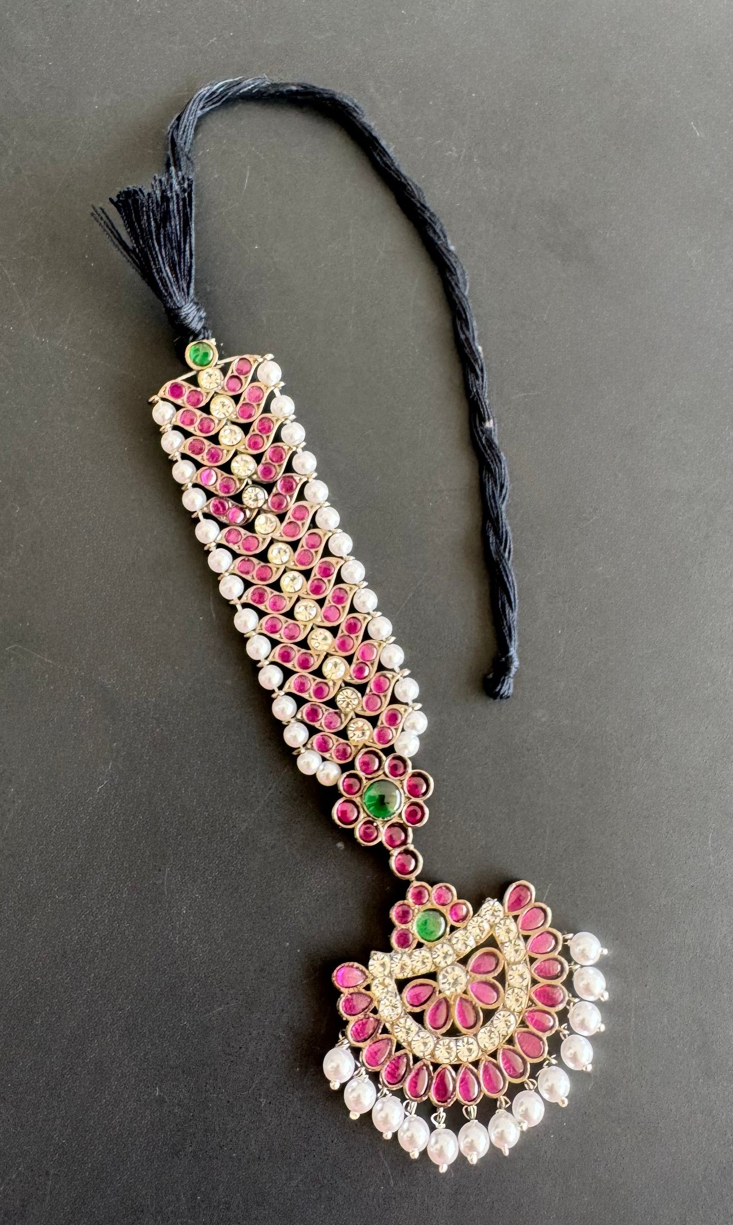 Black finish precious kemp pearl tikka Dj-51038