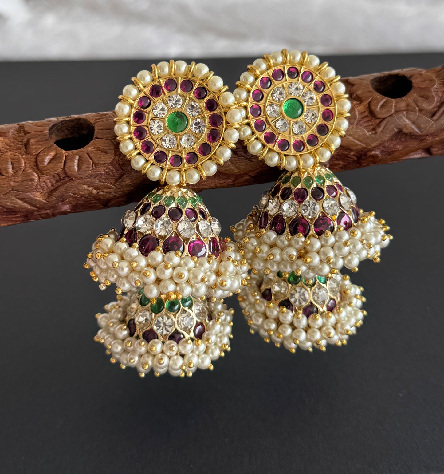 Gold tone precious kemp-green-white stone pearl big step jhumkka dj-51451