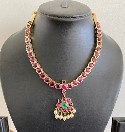 Gold tone precious kemp-green pearl flower necklace dj-53232