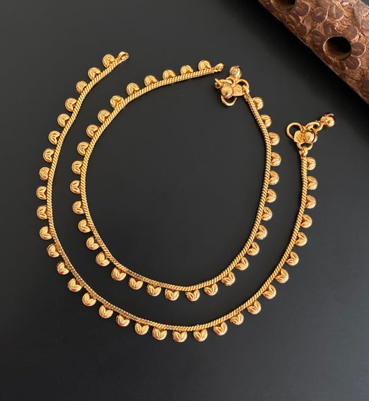 Antique gold tone heart design anklets set dj-53190