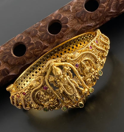 Antique gold tone lakshmi-mahavishnu screw type kada/bracelet dj-53972