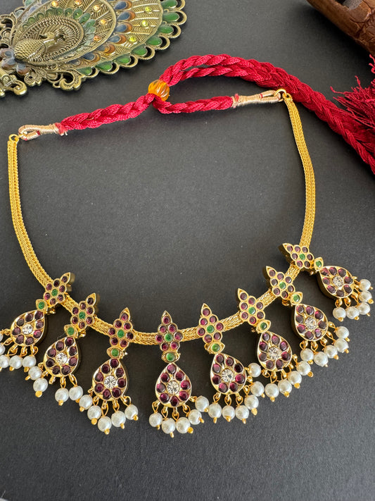 Gold tone precious kemp-green pearl necklace dj-52287