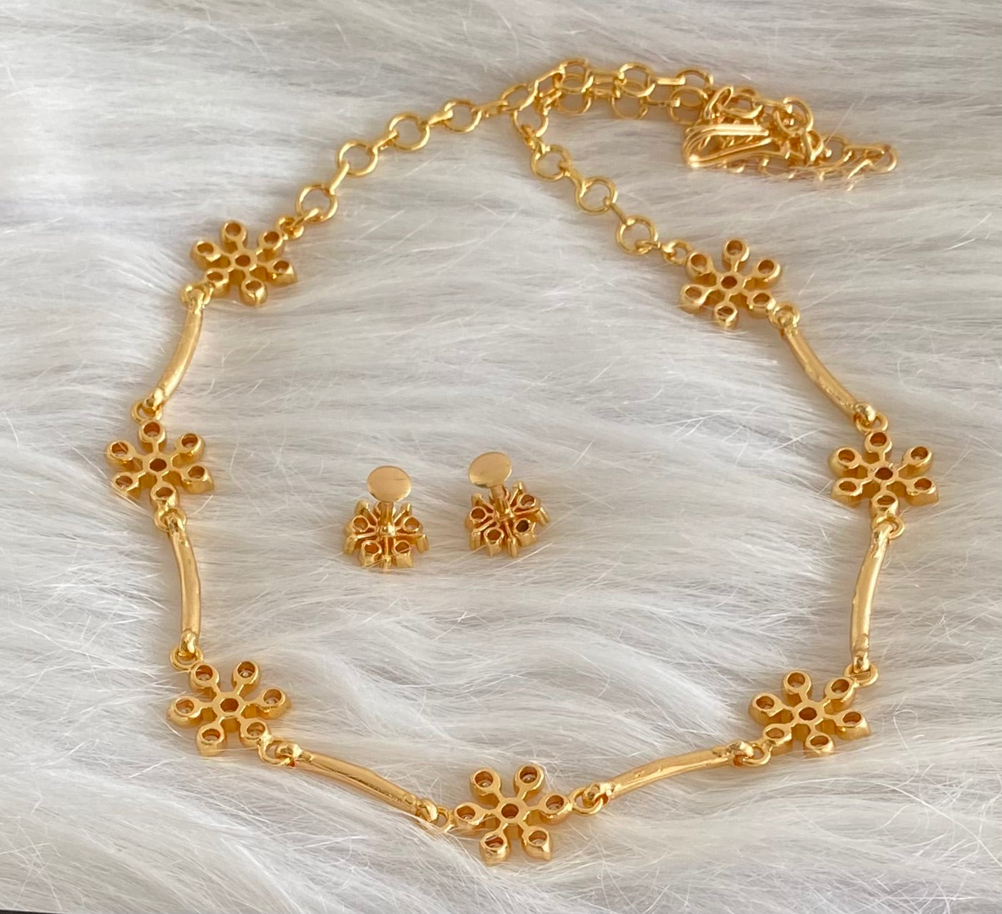 Gold tone white stone flower necklace set dj-53919