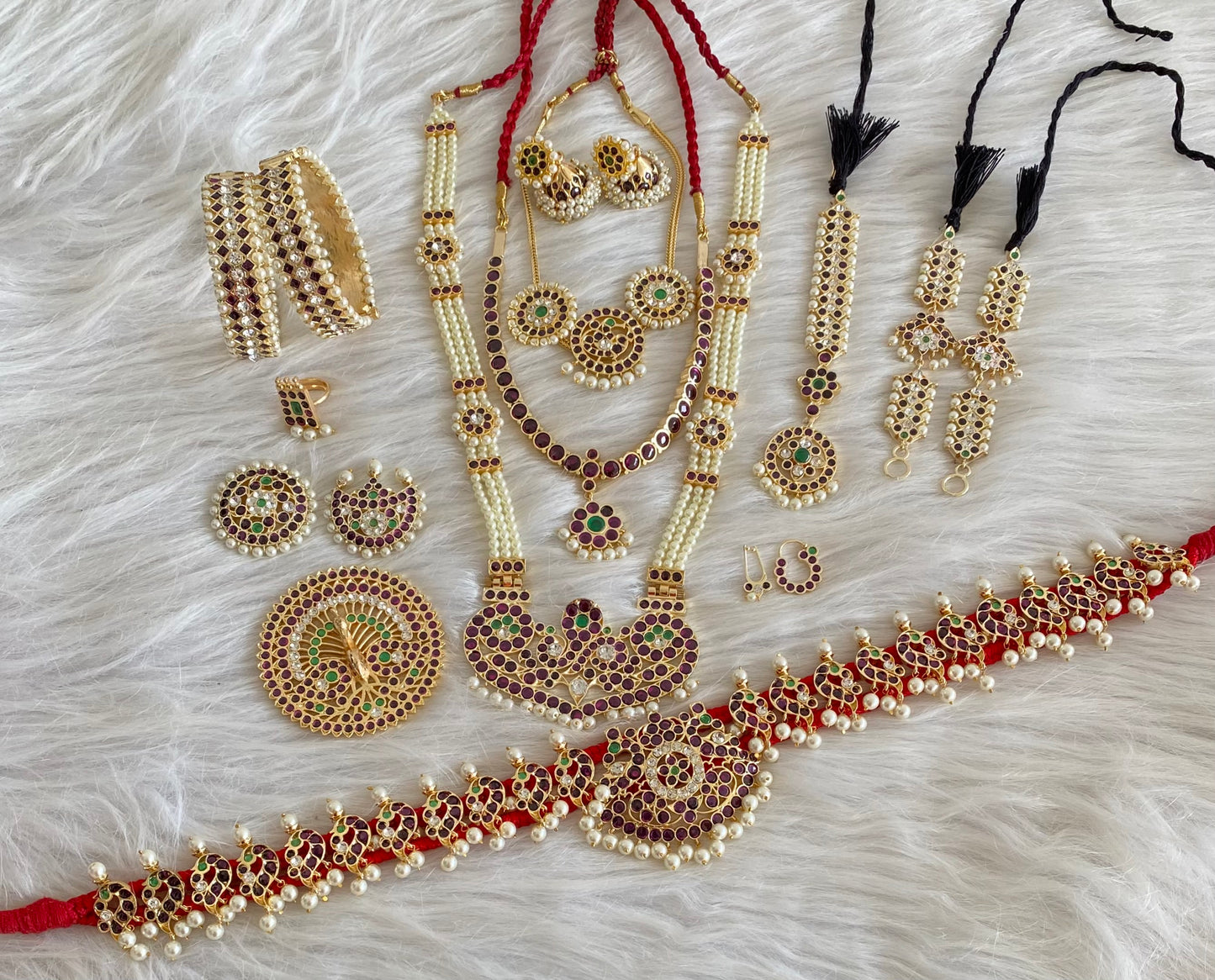 Gold tone precious kemp-green-white pearl peacock bridal set dj-53963