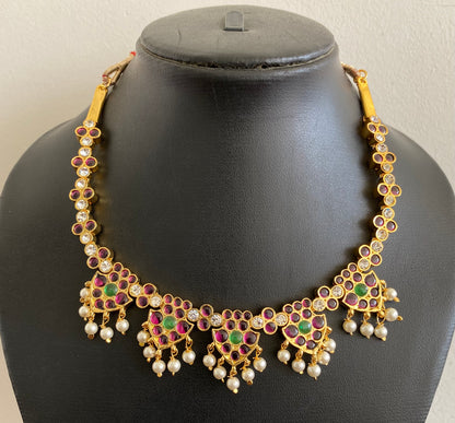 Gold tone precious kemp-green-white pearl necklace dj-53236