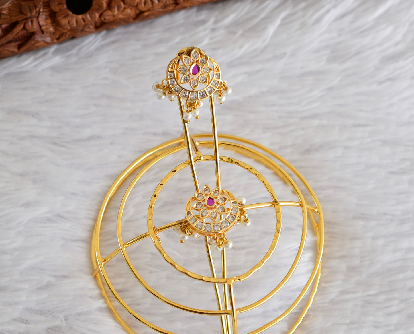 Gold tone kemp-green bun cage-hair accessory with stick Dj-52336