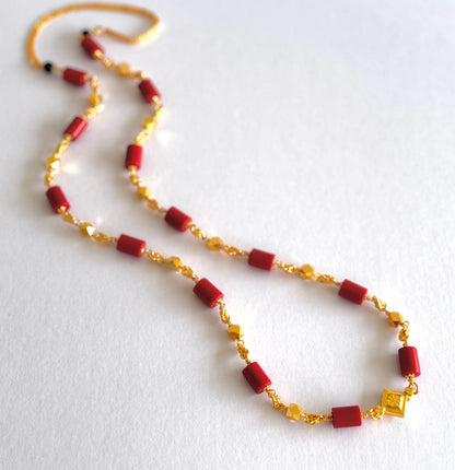 Gold tone 30 inches coral-black beaded chain dj-42635