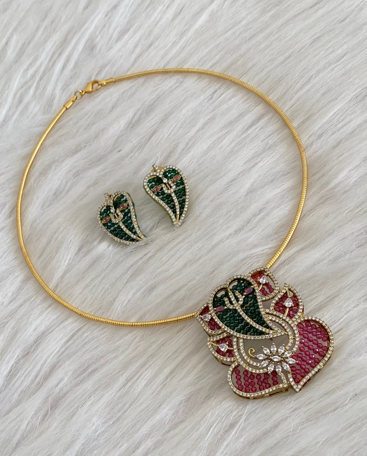 Antique gold tone cz white stone ruby-green beaded ganesha pendant set with kanti necklace dj-55121