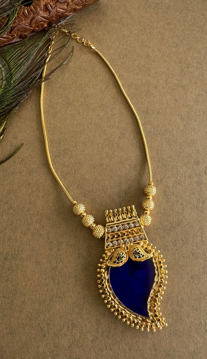 Gold tone blue-white kerala style mango kodi necklace dj-51698
