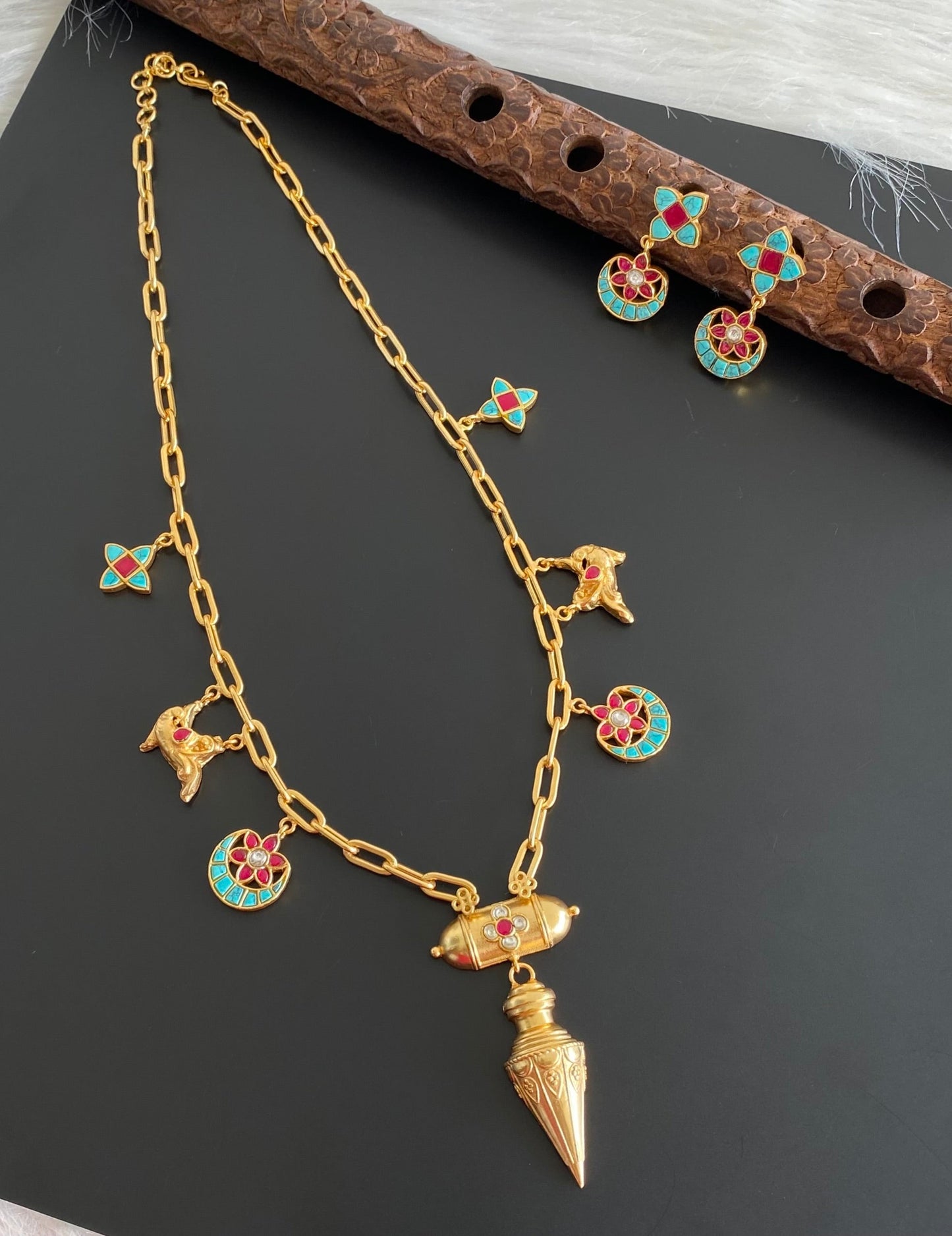 Gold tone turquoise-pink kundan jadau floral necklace set dj-54193