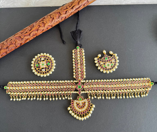 Gold tone precious kemp-green-white pearl maang tikka sun moon dj-50872