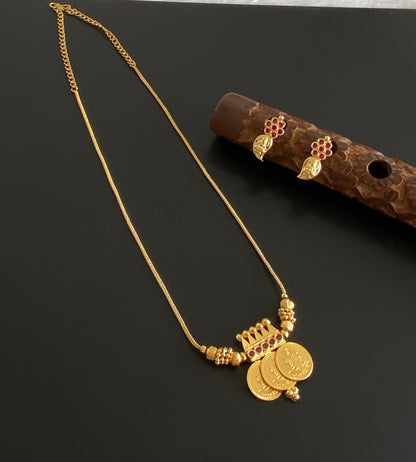 Gold tone kerala style pink stone lakshmi coin necklace set dj-54356