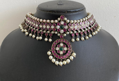 Black finish precious kemp-green-white pearl necklace dj-53955