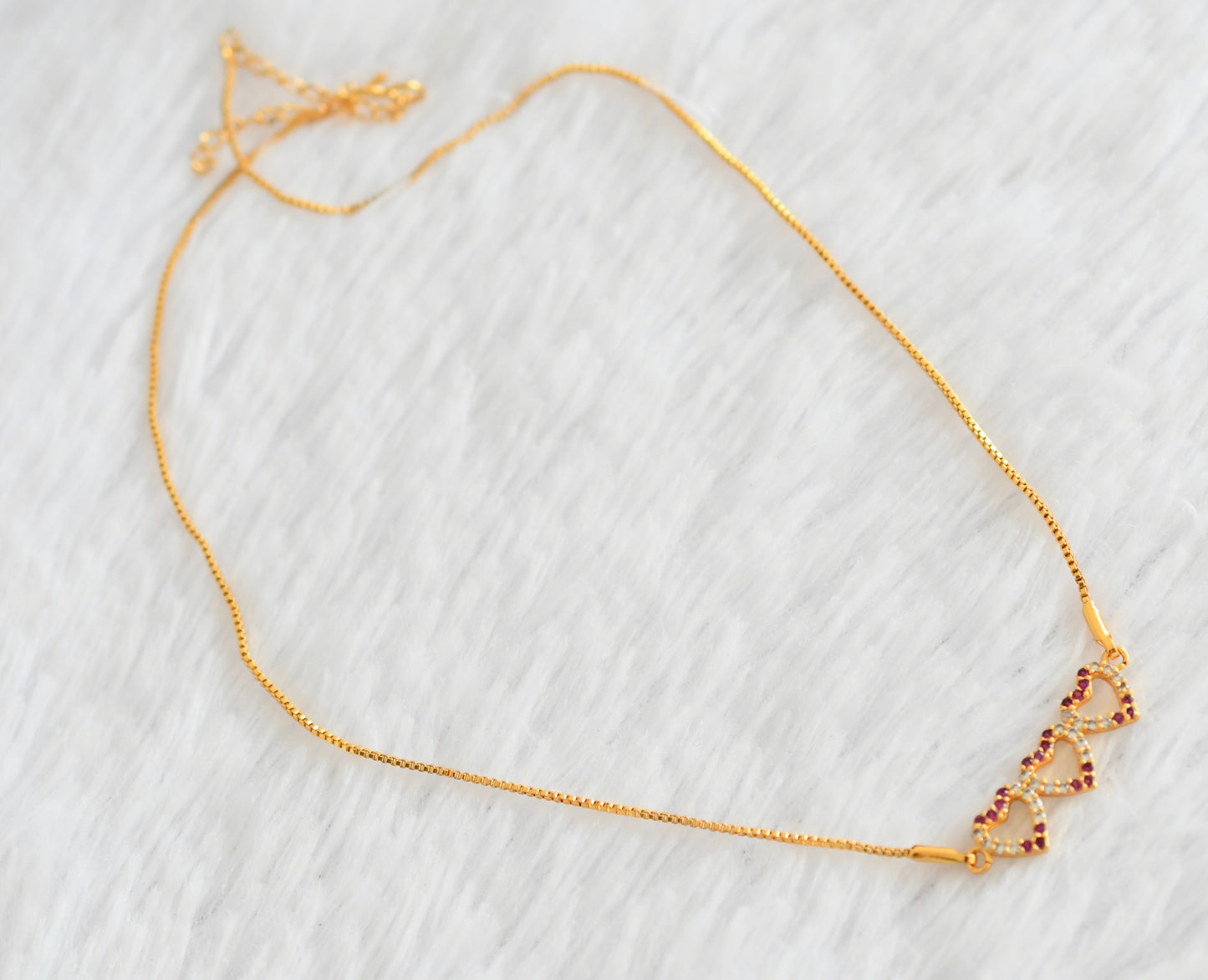 Gold tone pink-white heart pendant necklace dj-53103