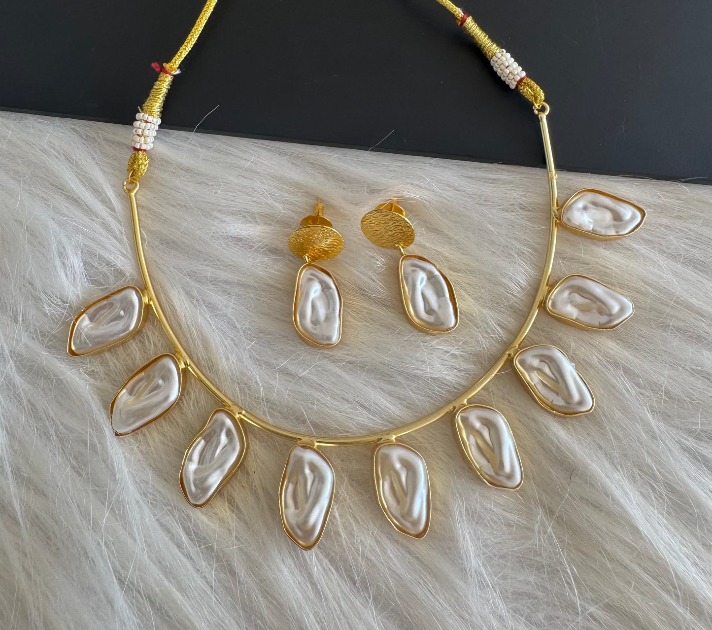 Gold tone pearl hasli necklace set dj-51248