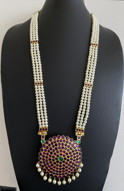 Gold tone precious kemp-green-white pearl haar with 7 interchangeable pendants dj-53380