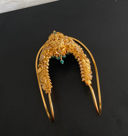 Antique gold tone kemp-green-white lakshmi peacock vanki/bajuband dj-54475