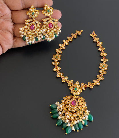 Matte Finish Ruby-green Green bead Necklace Set DJ30957