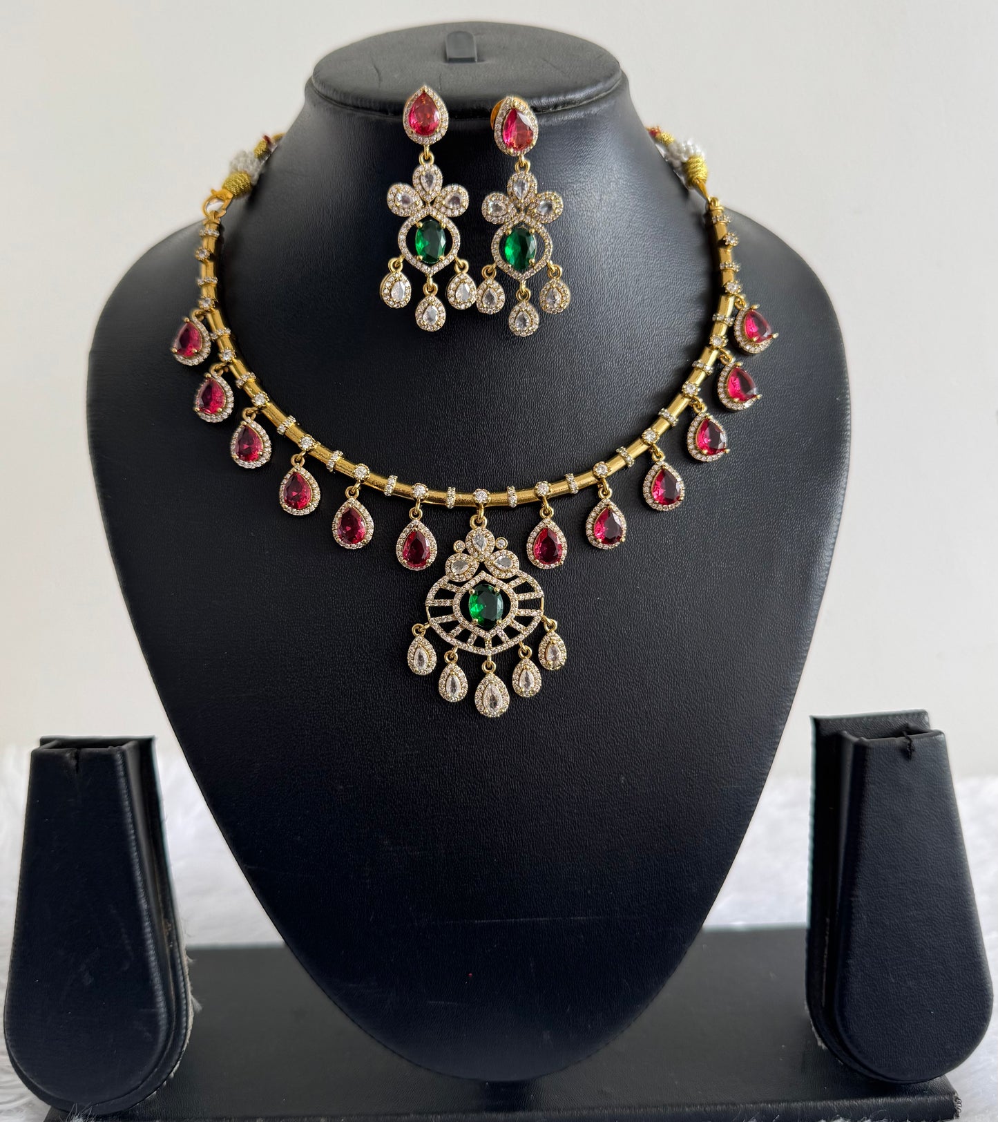 Antique gold tone cz magenta pink-green-white kante necklace set dj-52126