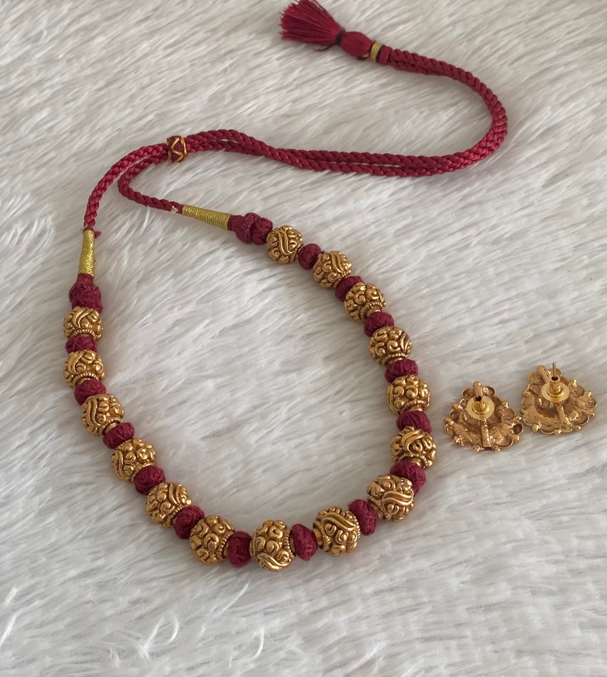 Antique gold tone maroon thread nakshi beaded necklace set dj-54952
