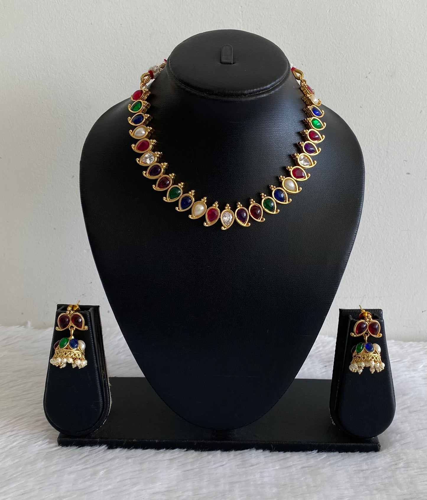 Matte Finish Navarathna Mango Necklace Set DJ29225