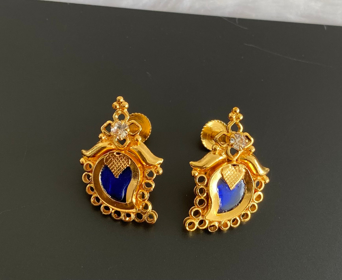 Gold tone blue-white stone mango kerala style stud/earrings dj-53115