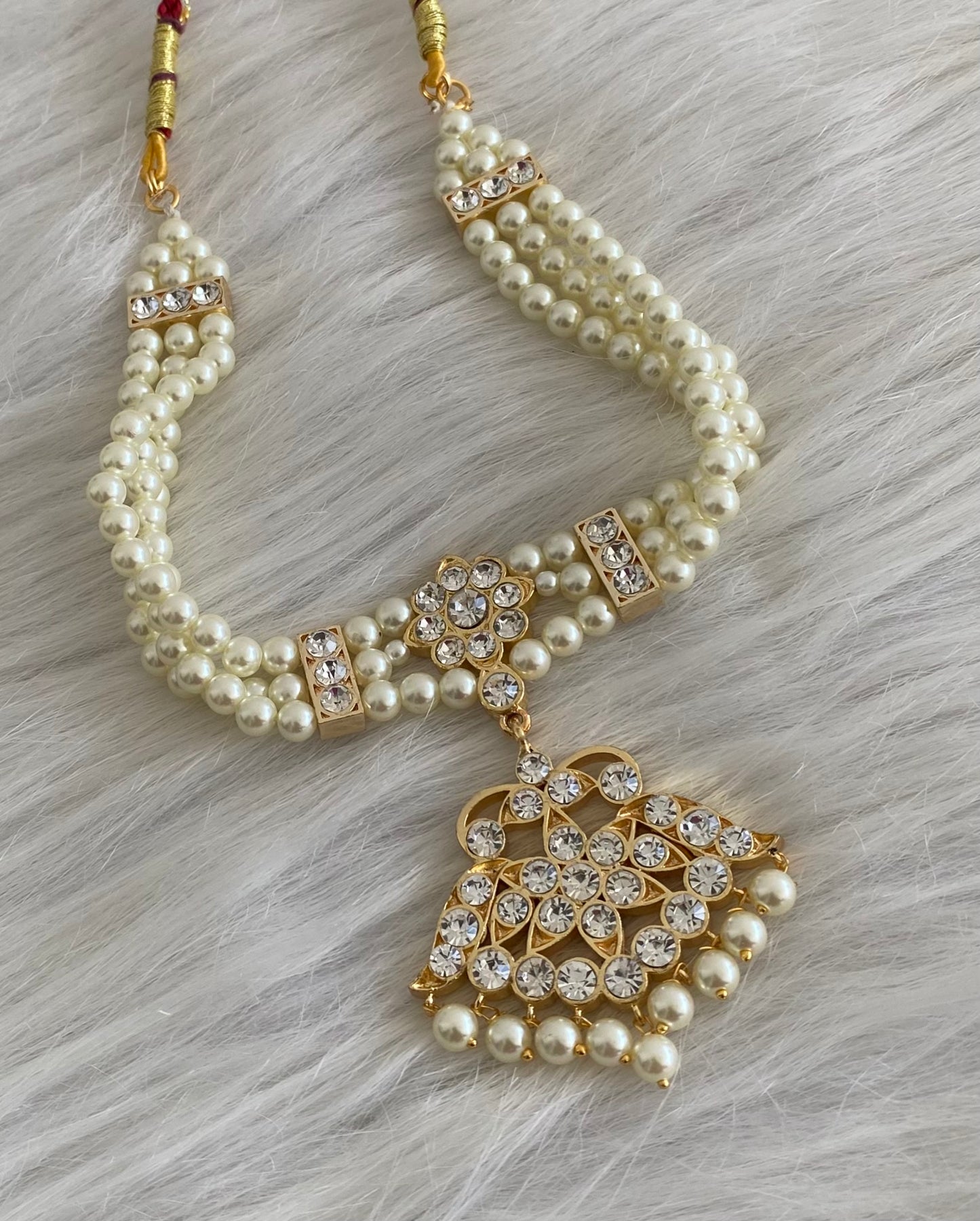 Gold tone precious kemp-green-white pearl reversible flower choker necklace dj-53934