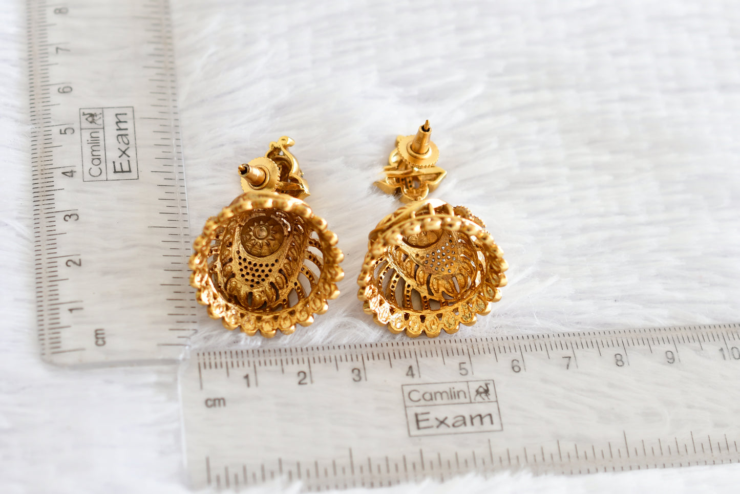 Antique gold tone cz white peacock jhumkka dj-52163