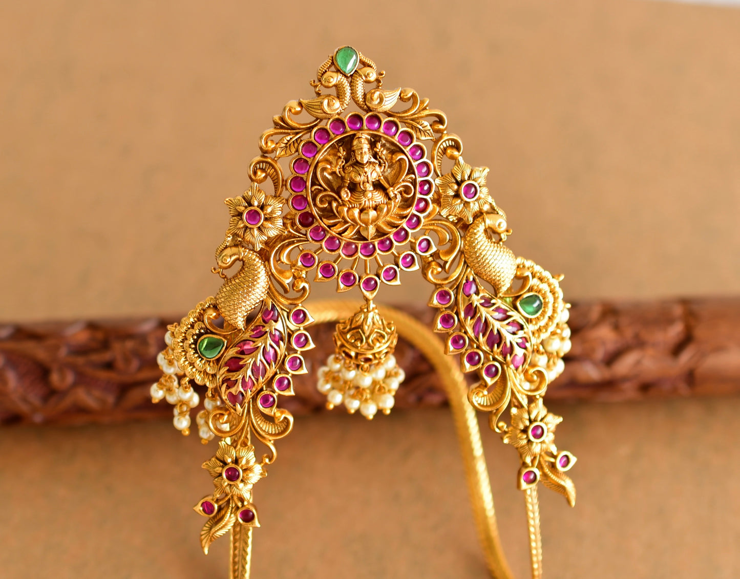 Matte finish kemp-green pearl peacock Lakshmi bridal vanki/bajuband dj-51971
