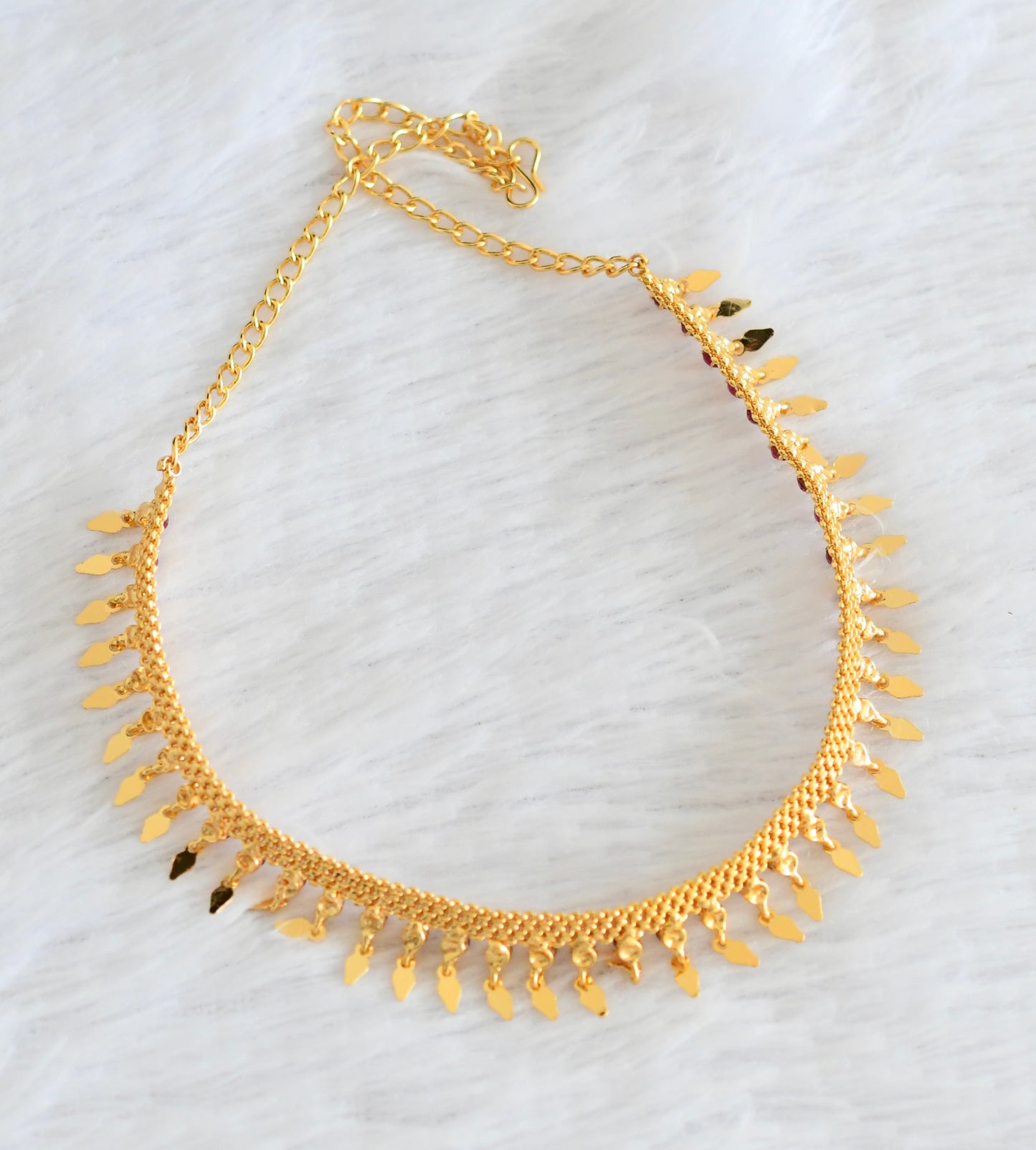 Gold tone ruby stone elakka thali choker necklace  dj-53105
