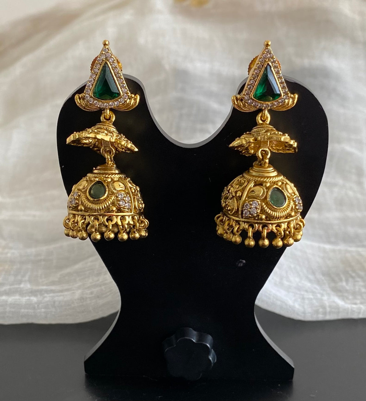 Antique gold tone green-white stone jhumkka dj-55091