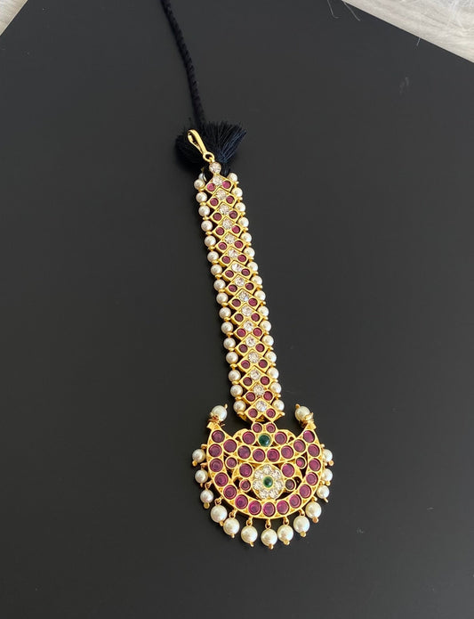 Gold tone precious kemp-green-white moon pearl tikka dj-54714