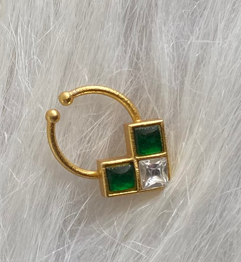 Gold tone kundan jadau green-white stone nose pin/bulakku dj-53749