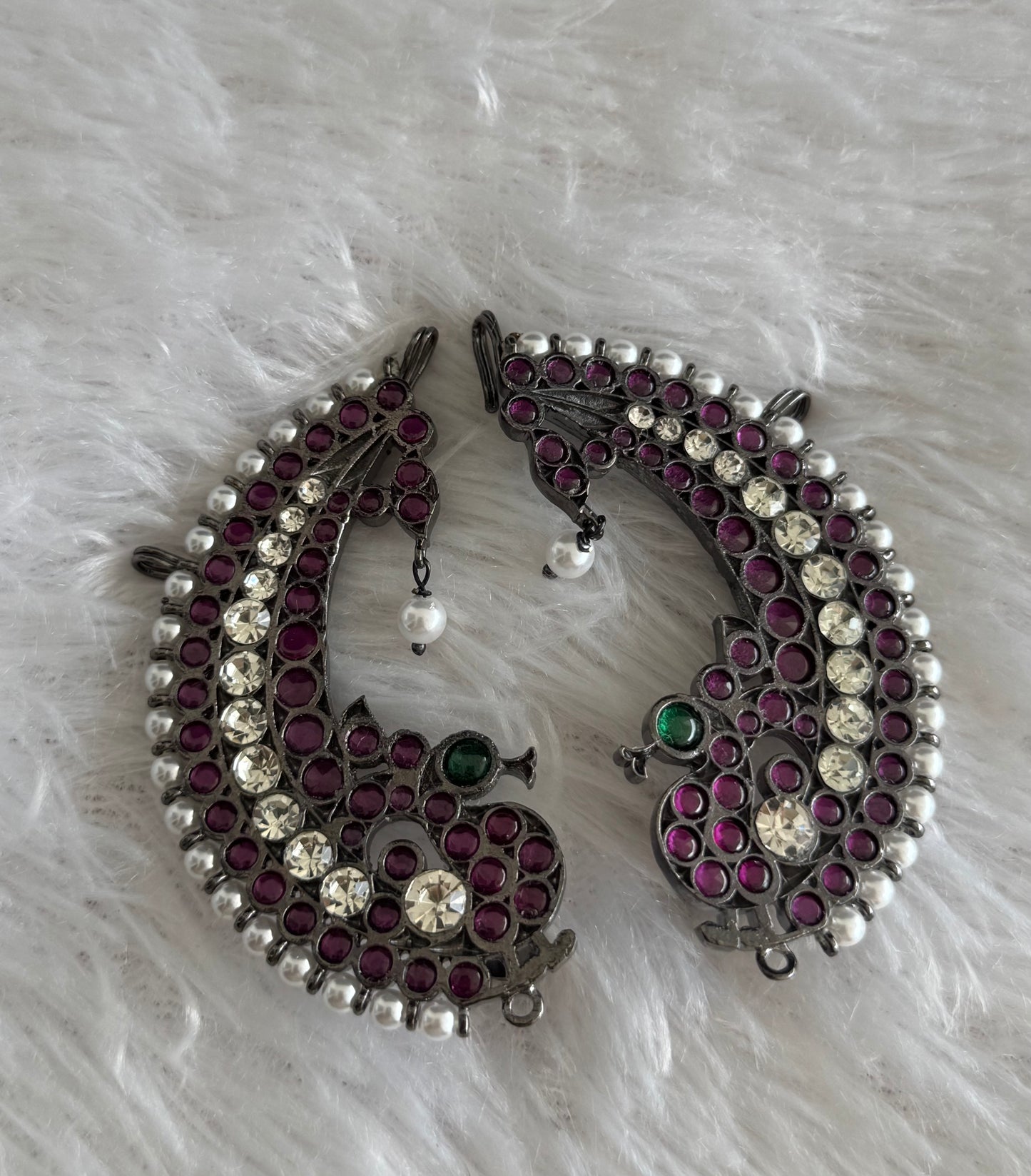 Black finish precious kemp-green pearl khanpool peacock earrings dj-51448
