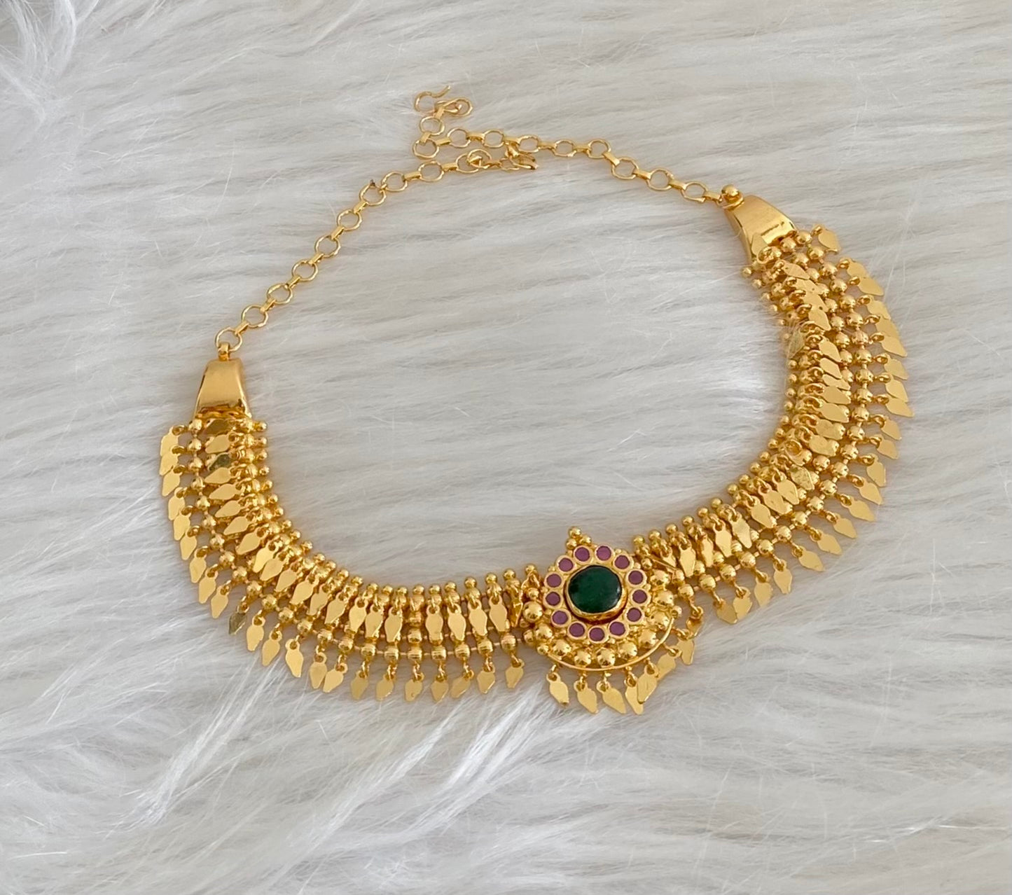 Gold tone kerala style elakka pink-green stone choker necklace dj-54542