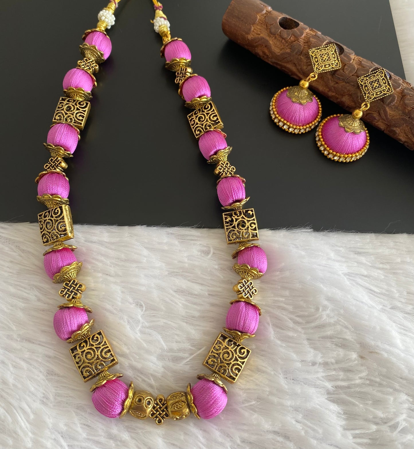 Antique gold Silk thread pink necklace set dj-52927