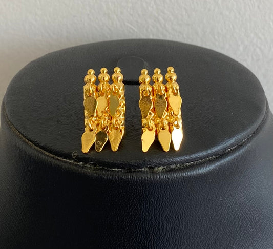 Gold tone kerala style elakka thali earrings dj-53402