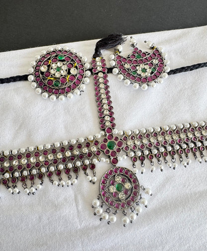 Black finish precious kemp-green-white pearl head set with sun-moon dj-50880