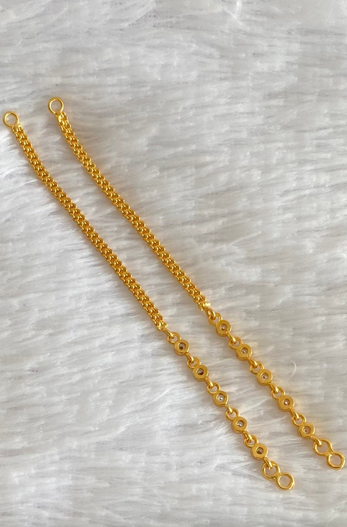 Gold tone AD white stone ear side chain dj-54044