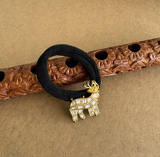 Matte finish white kundan jadau deer hair band dj-51513