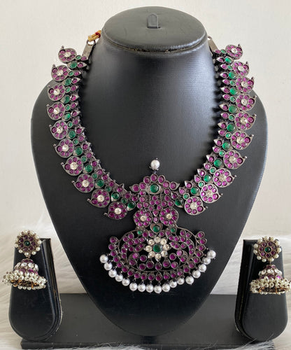 Black finish precious kemp-green-white pearl mango necklace set dj-54092