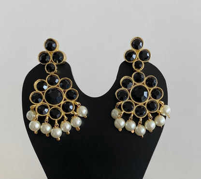 Gold tone AD black stone pearl flower earrings dj-55139