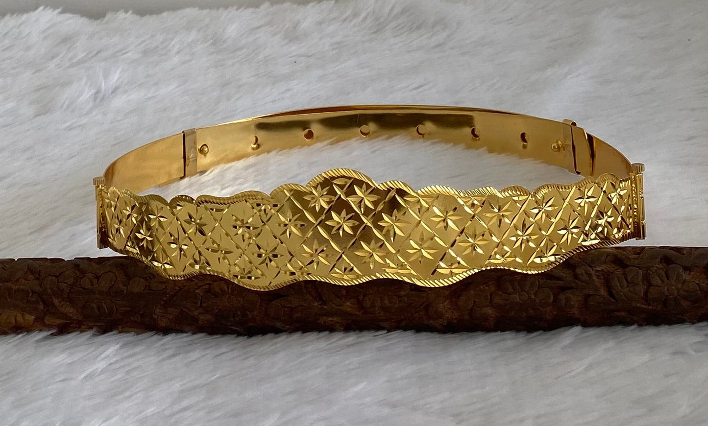 Gold tone flower design adjustable kid’s waist belt dj-53470