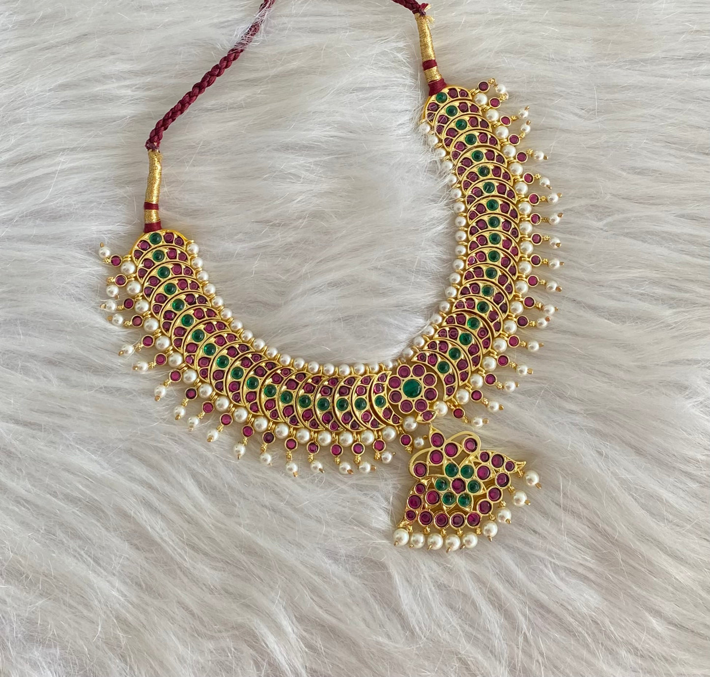 Gold tone precious kemp-green pearl necklace dj-54622