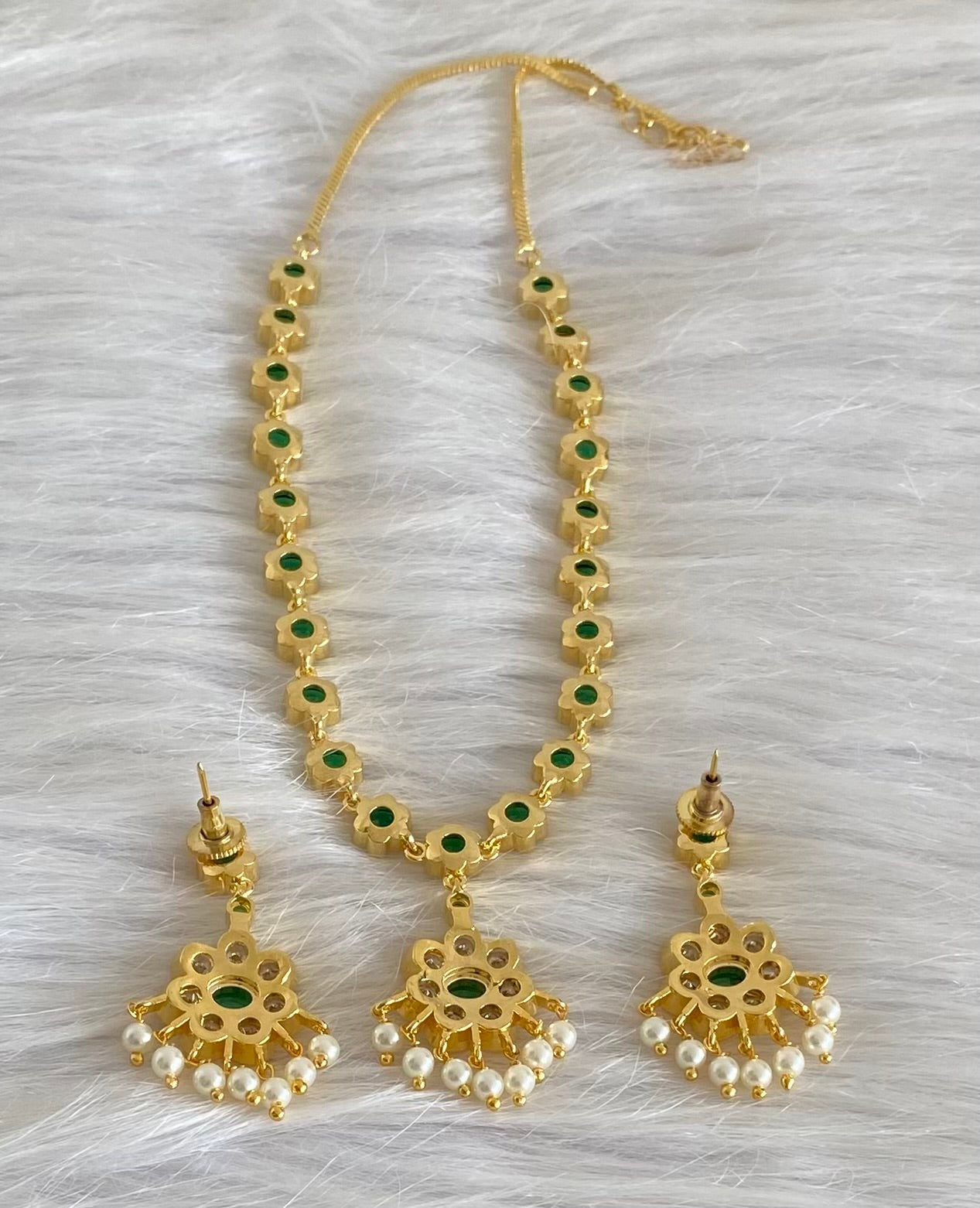 Gold tone green-white stone pearl necklace set dj-54235