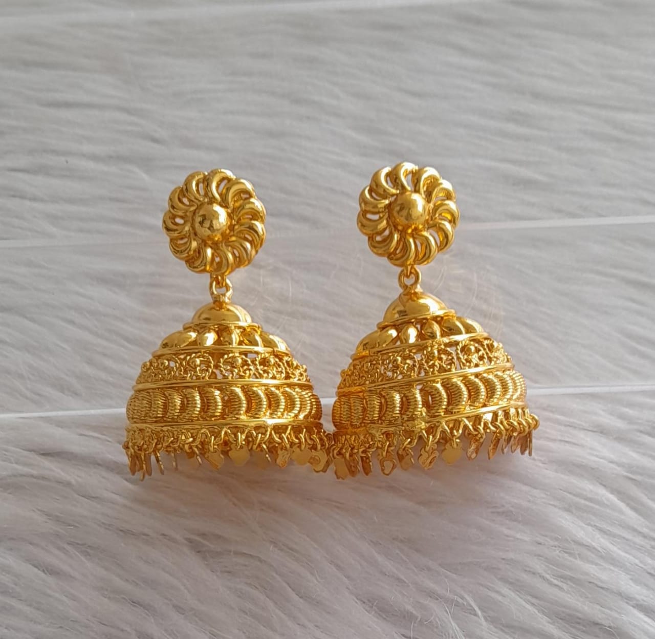 Gold tone Kerala style elakka jhumkka dj-41775