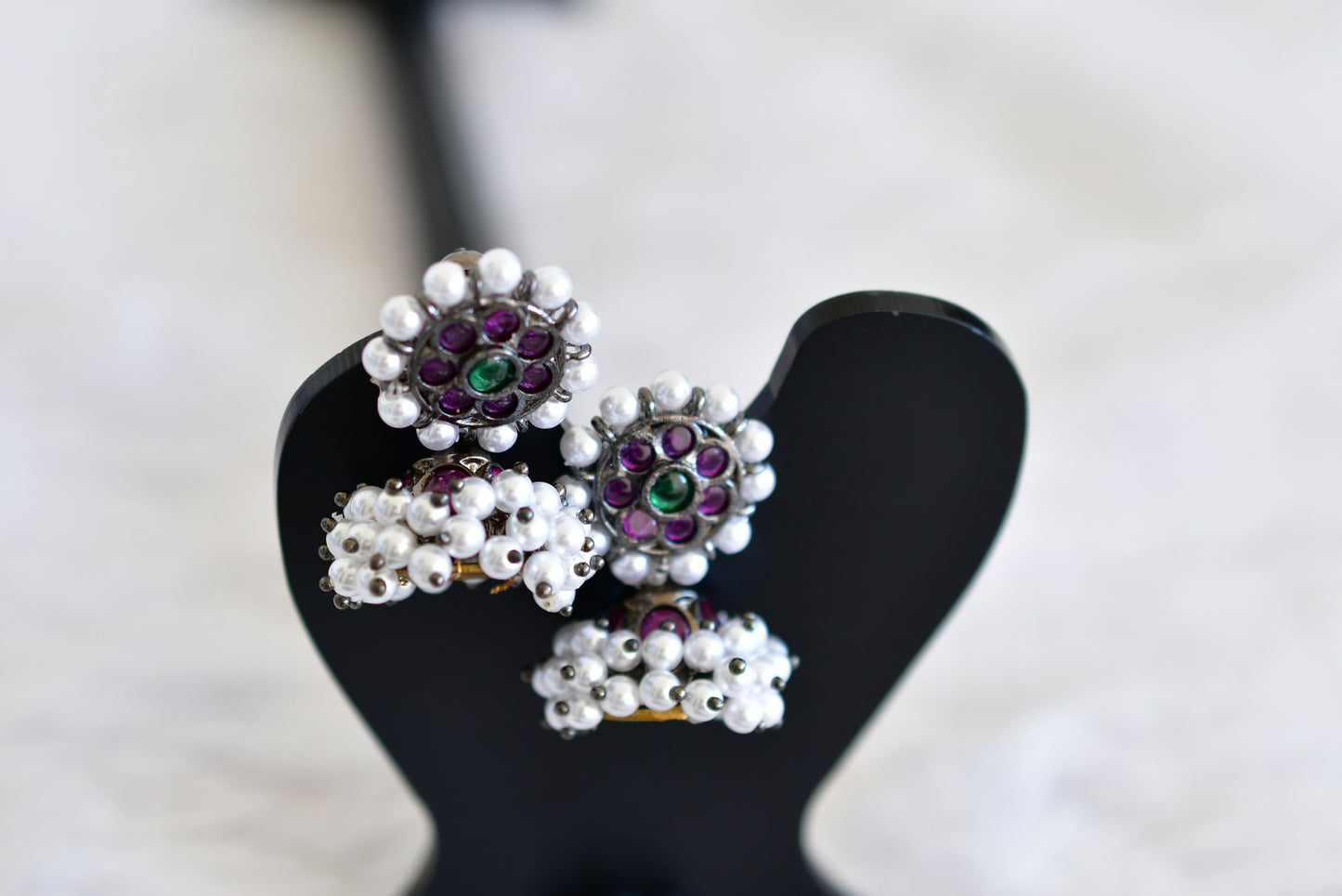 Black finish precious kemp-green pearl jhumkka dj-52521