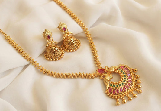 Gold tone ruby-green peacock necklace/chain set DJ29128