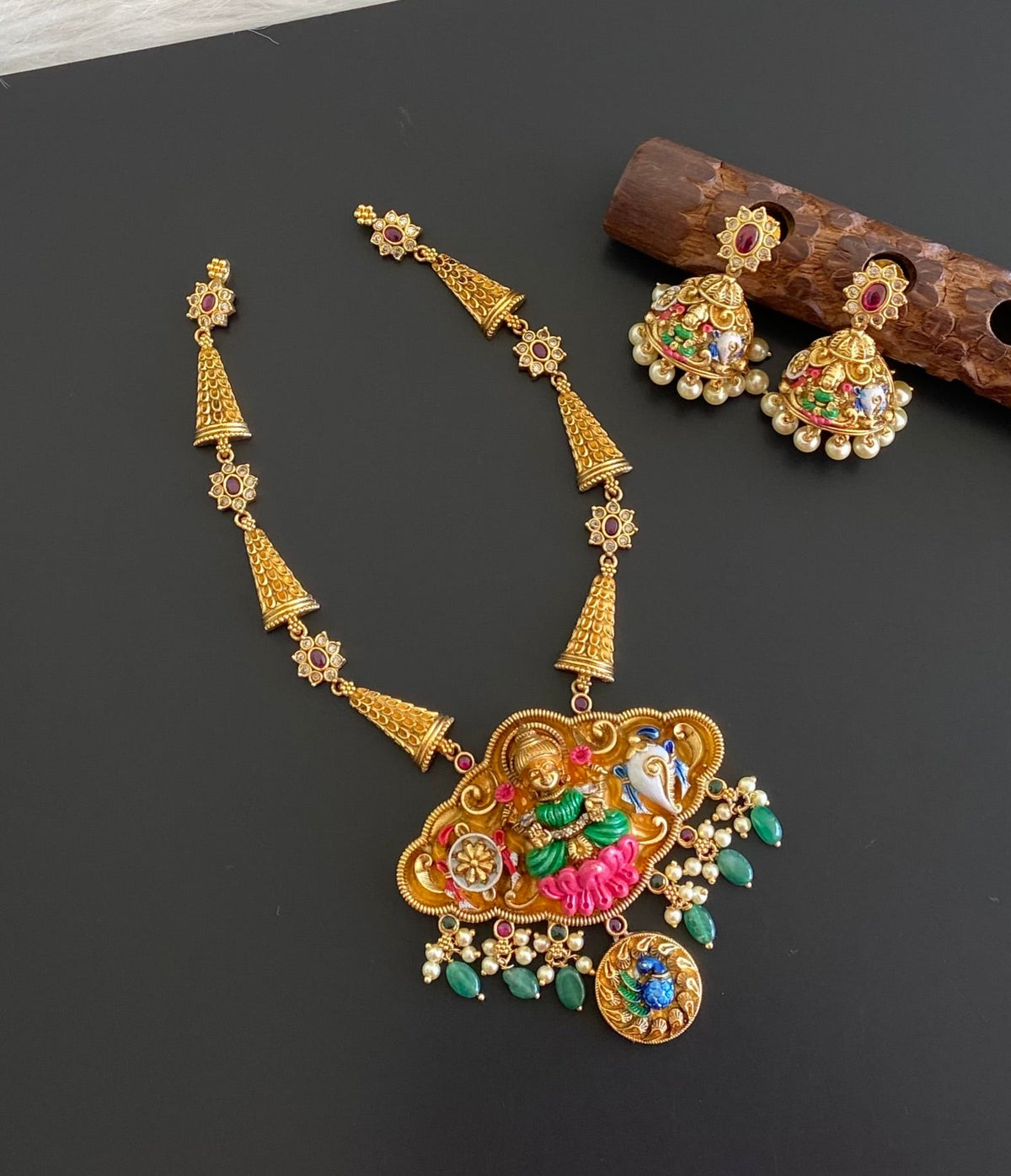 Matte finish green beaded shanku chakra lakshmi meenakari necklace set dj-54745